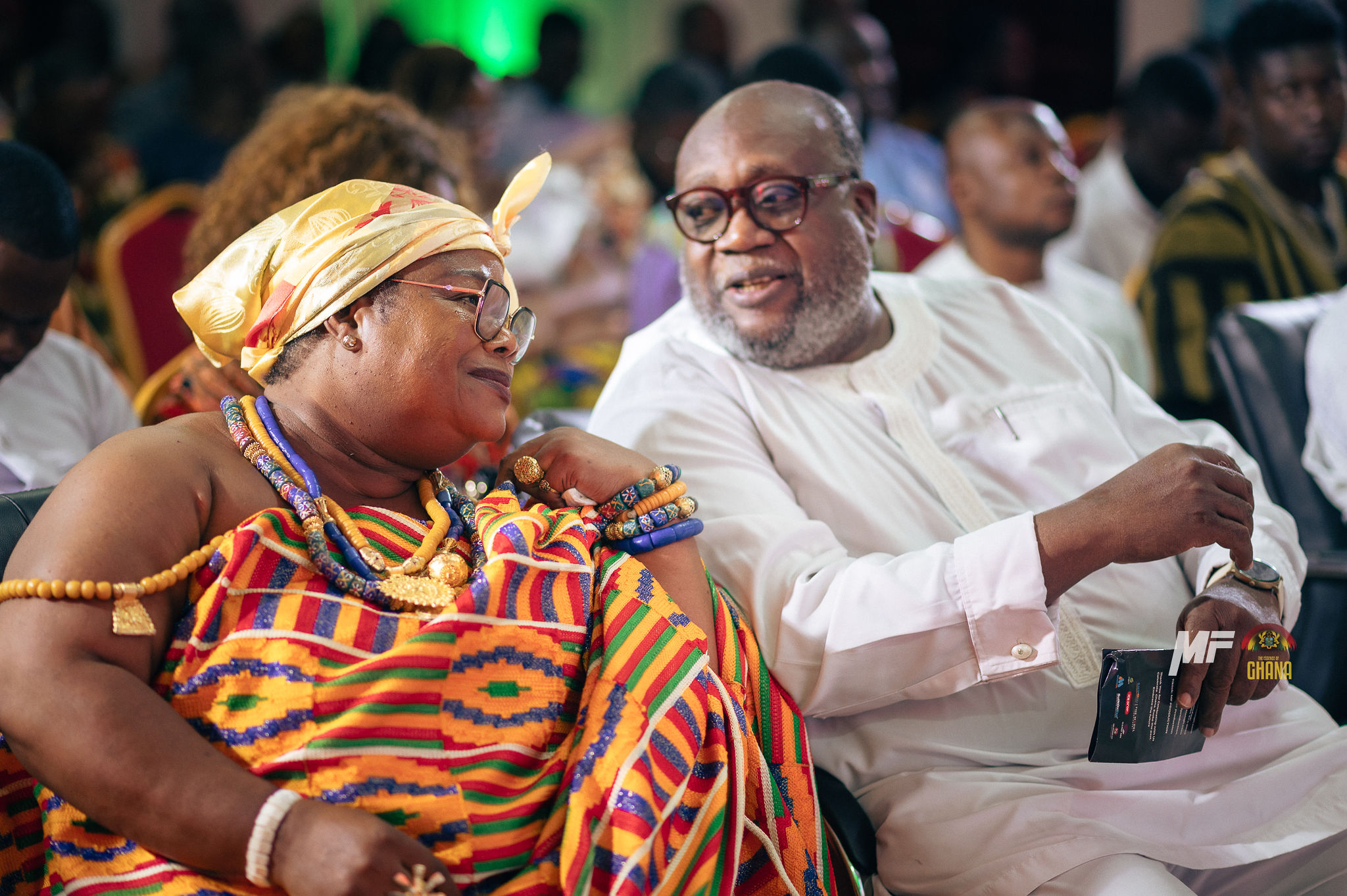 A model posing at an event